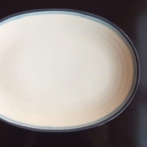 Vintage Pfaltzgraff "Sky" Oval Serving Platter - Picture 2 of 4